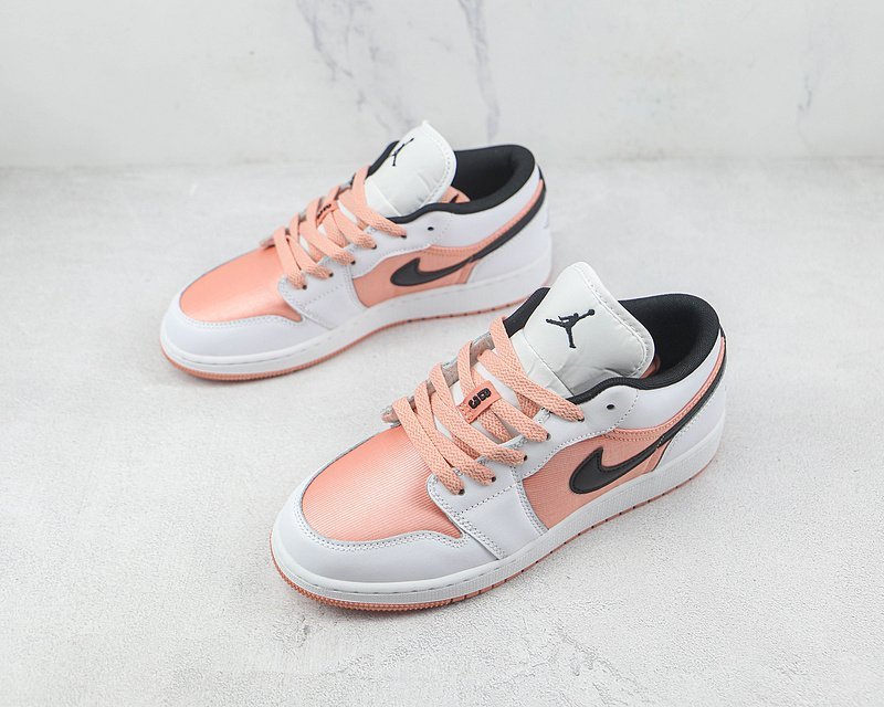 Air Jordan 1 Low GS "White Light Madder Root" фото № 5