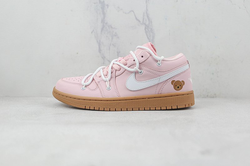 Air Jordan 1 Low "Arctic Pink Gum" фото № 2