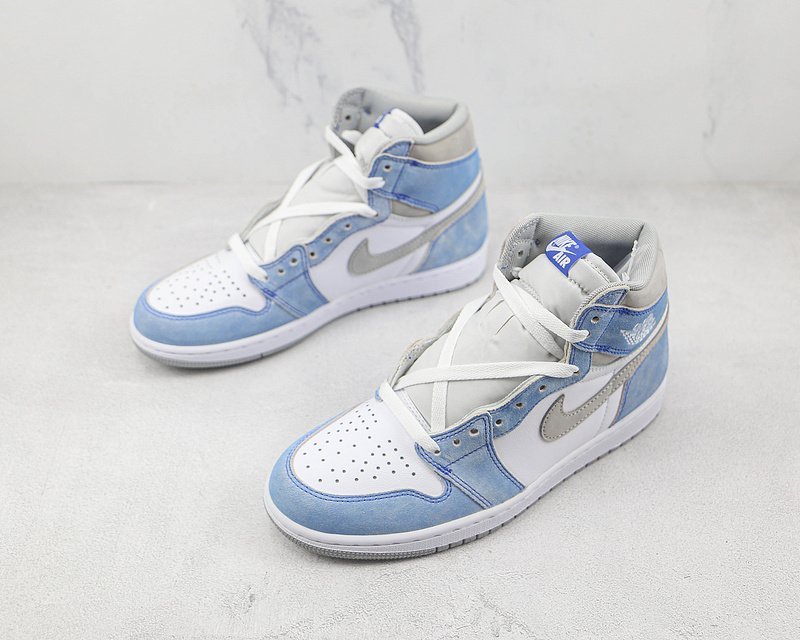 Air Jordan 1 High OG "Hyper Royal" фото № 5