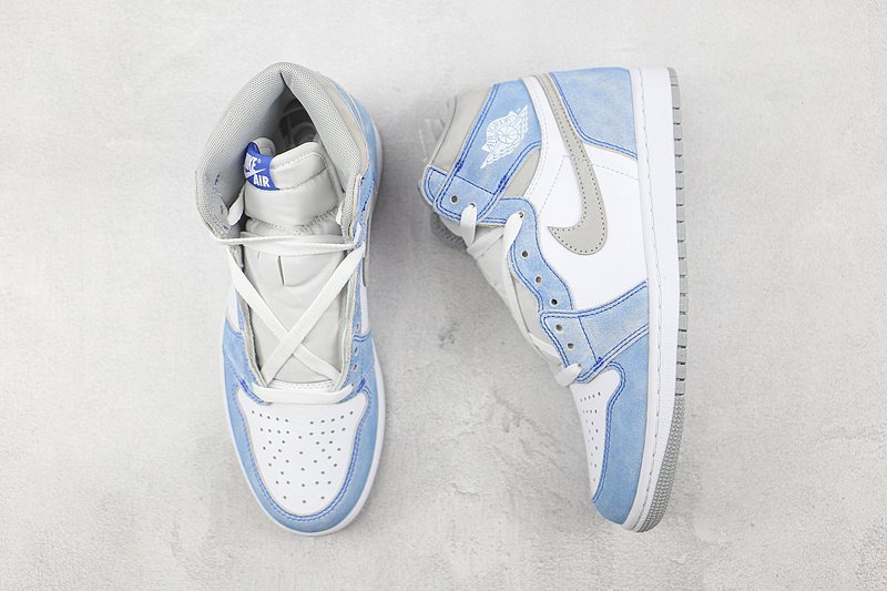 Air Jordan 1 High OG "Hyper Royal" фото № 6