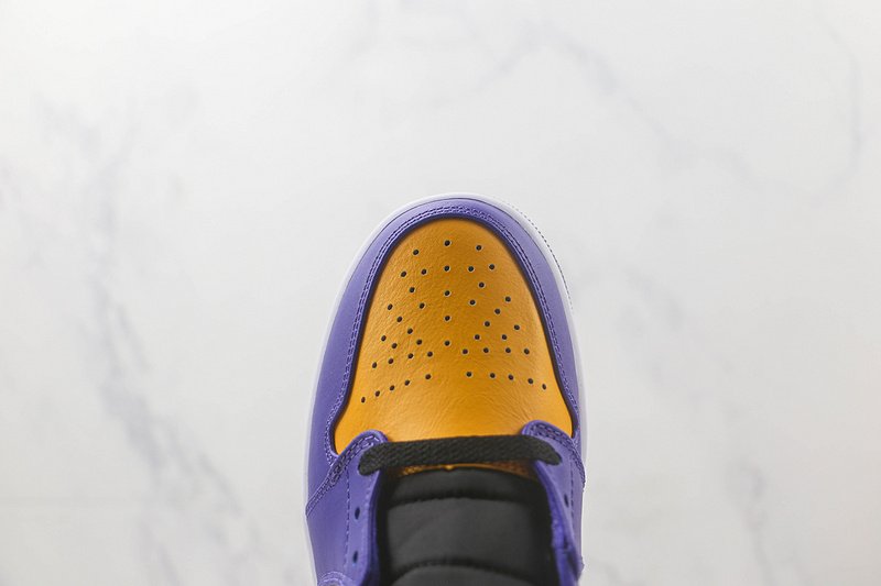 Air Jordan 1 Mid "Lakers 2022" фото № 3