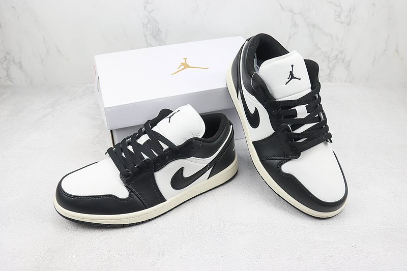 Air Jordan 1 Low "Black/White/Ivory" фото № 7