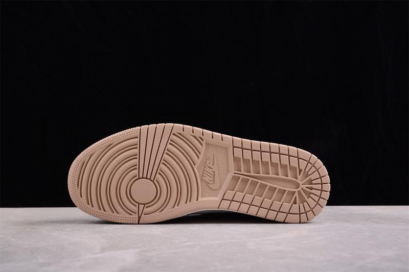 Air Jordan 1 High "Latte" фото № 7