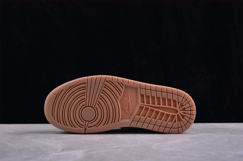 Air Jordan 1 Low "Denim/Panda" фото № 8