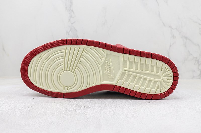 Air Jordan 1 High "Zoom Air CMFT Patent Chicago" фото № 9