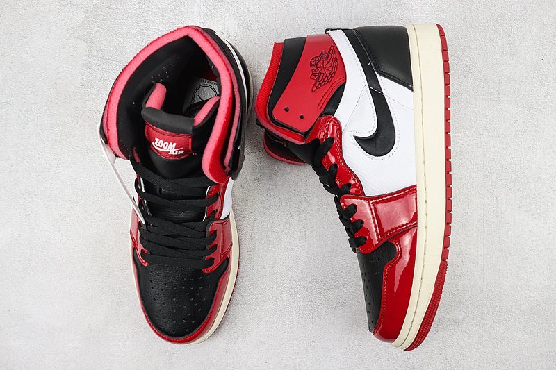 Air Jordan 1 High "Zoom Air CMFT Patent Chicago" фото № 6