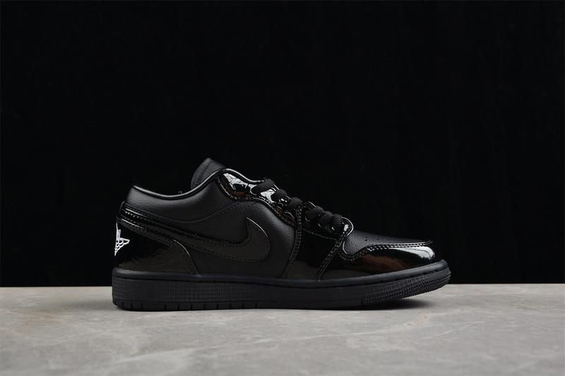 Air Jordan 1 Low "Black Patent" фото № 2