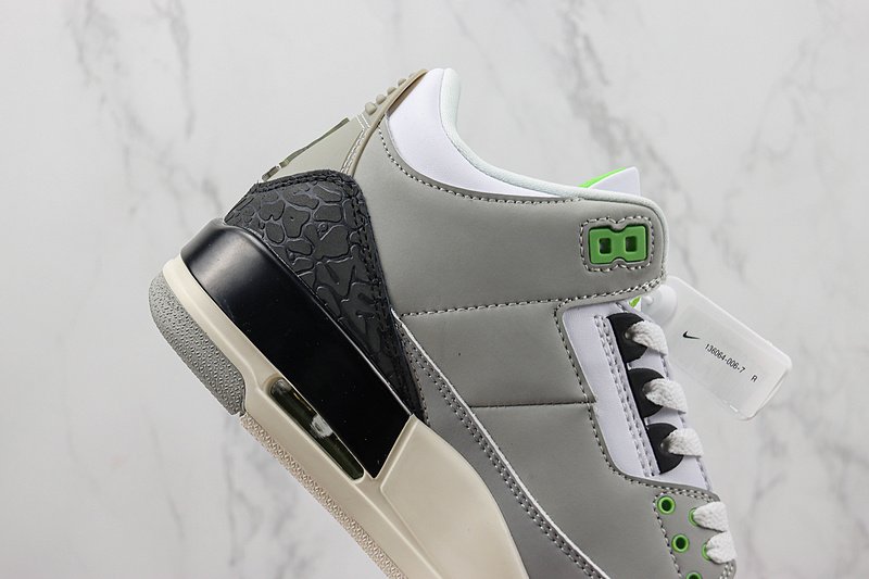 Air Jordan 3 Retro "Chlorophyll" фото № 4