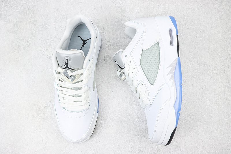 Air Jordan 5 Low "White/Silver/Blue" фото № 6