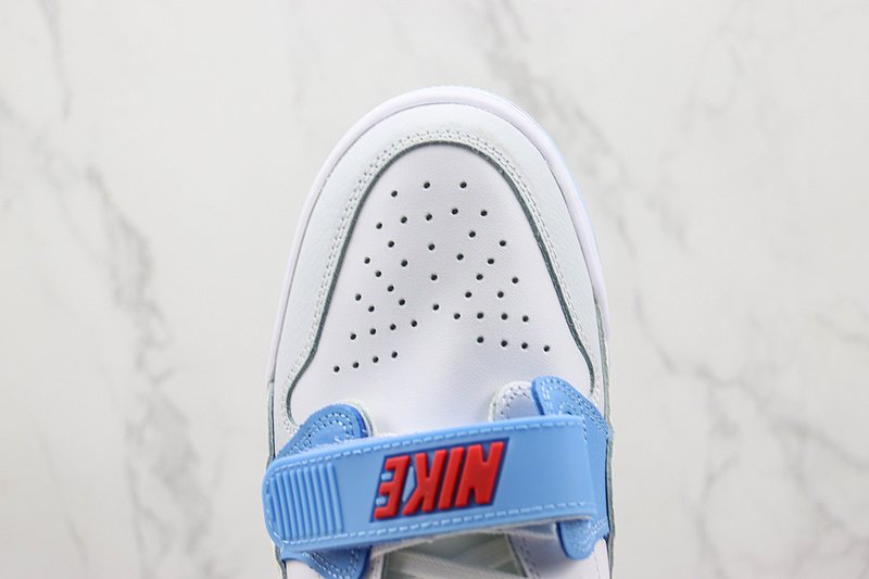 Air Jordan Legacy 312 High "Gradient White/Blue/Green" фото № 4