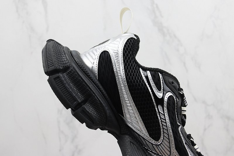 Balenciaga 3XL "Black/Metallic" фото № 3