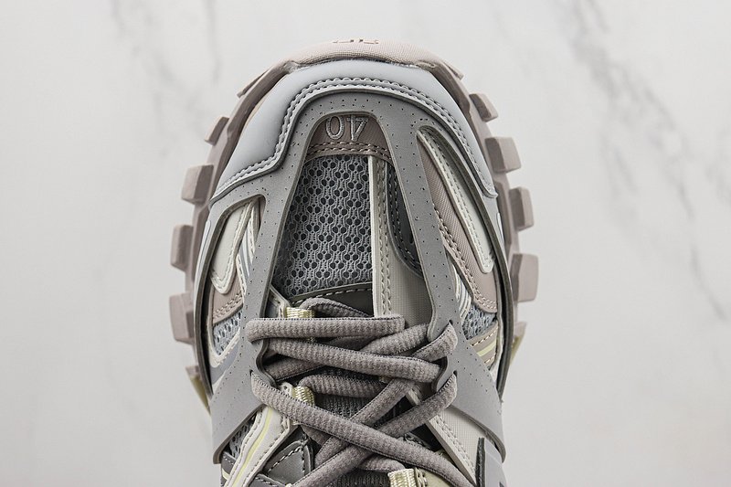 Balenciaga Track "Light Grey/Cream White" фото № 4