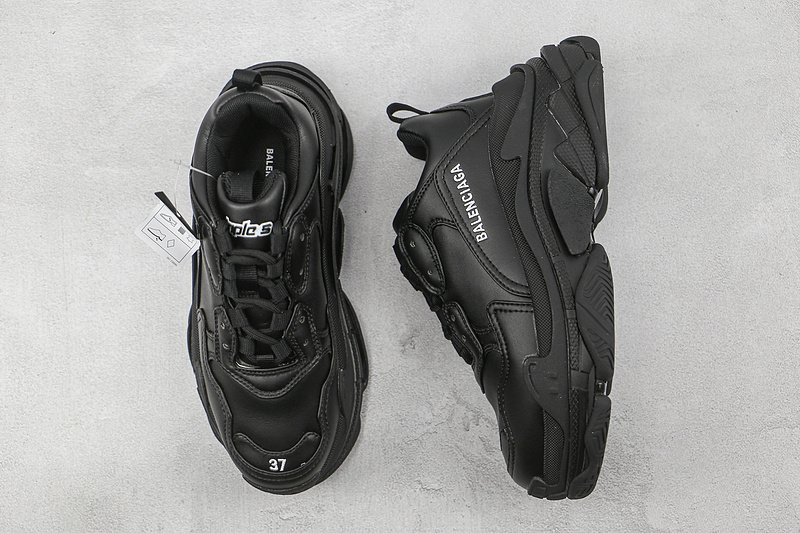 Balenciaga Triple S "Void Black" фото № 6