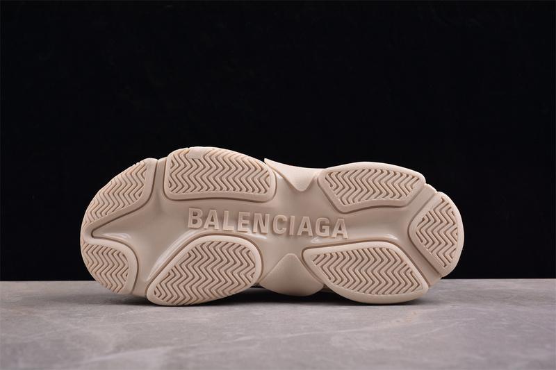 Balenciaga Triple S Sneaker "White/Red" фото № 4