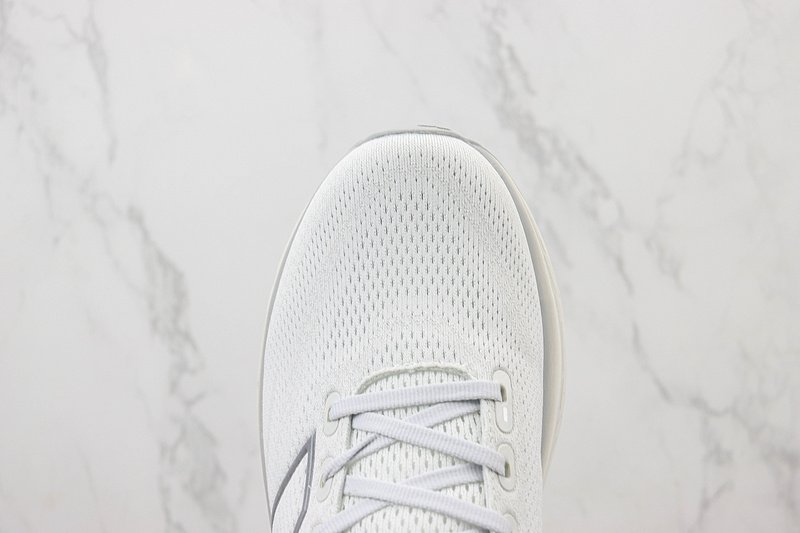 New Balance Fresh Foam X 1080v13 "White/Silver/Grey" фото № 4