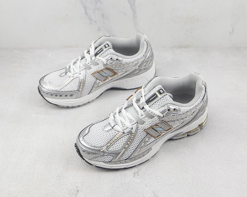 New Balance 1906R "White Rain Cloud Silver Metallic" фото № 5