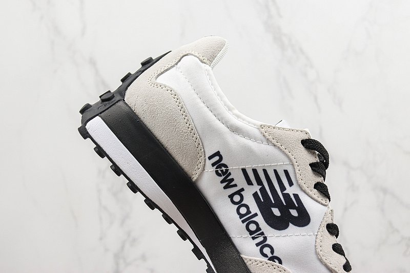 New Balance 327 “Black/White” фото № 4