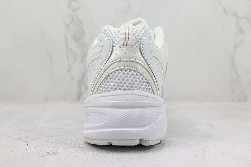 New Balance 530 "Triple White" фото № 9