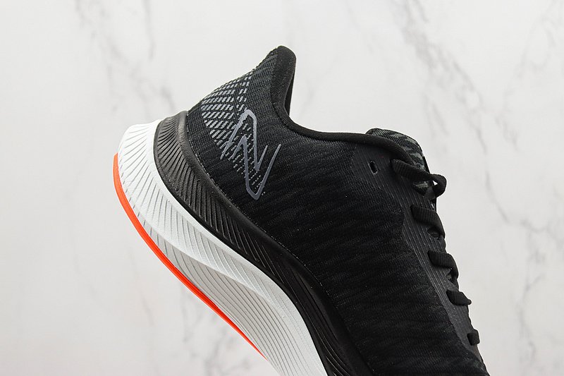 New Balance FuelCell Propel V4 "Black/Orange Foot/White" фото № 3