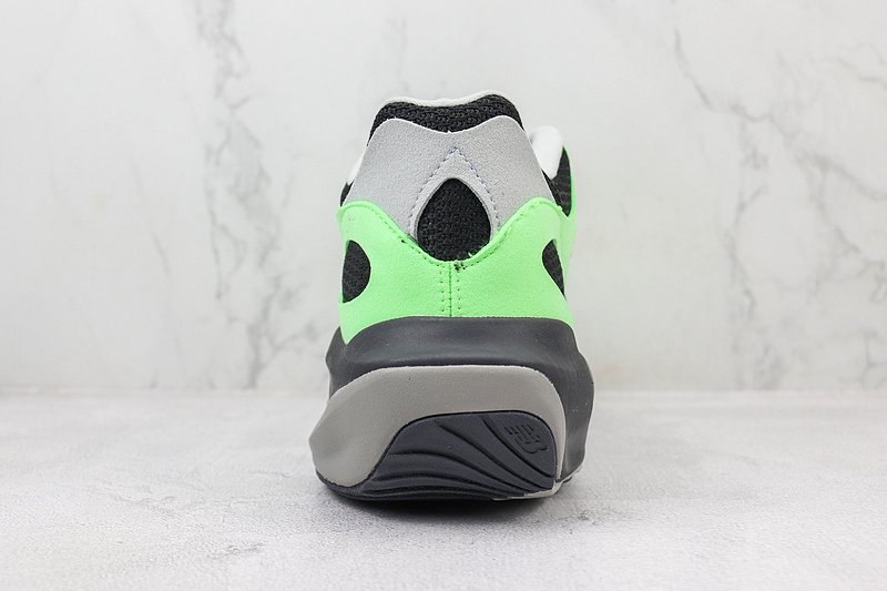 New Balance Warped Runner "Neon Green/Phantom Grey" фото № 9