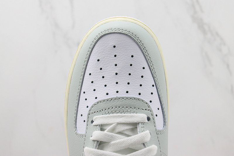 Nike Air Force 1 Low "Light Silver" фото № 4