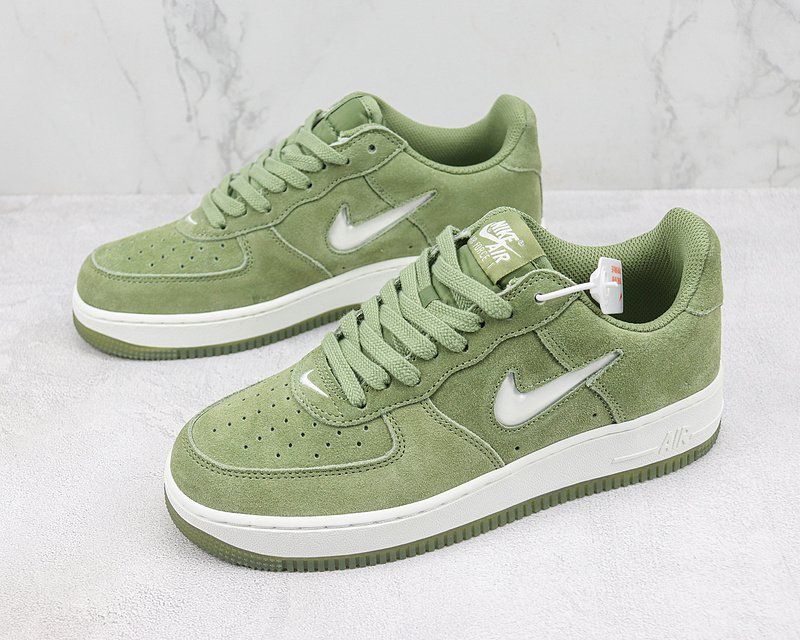 Nike Air Force 1 Low "Oil Green/Summit White" фото № 5