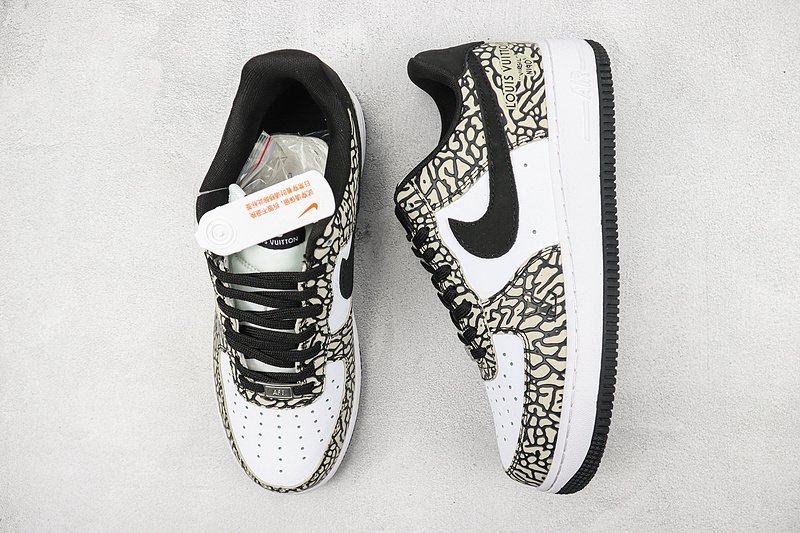 Nike Air Force 1 07 Low LV "Brown Khaki/Dark Grey" фото № 6