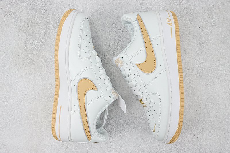 Nike Air Force 1 Low "White/Light Beige" фото № 6