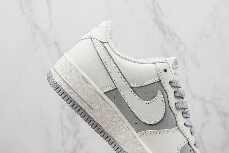 Nike Air Force 1 Low "White/Gray" фото № 3
