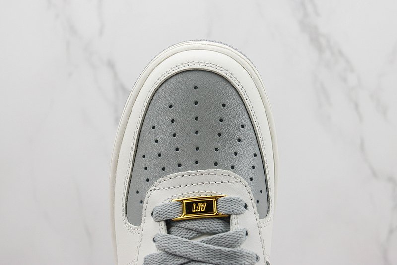 Nike Air Force 1 Low "White/Gray" фото № 4