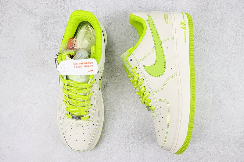 Supreme x Nike Air Force 1 Low "Milk White/Apple Green" фото № 7