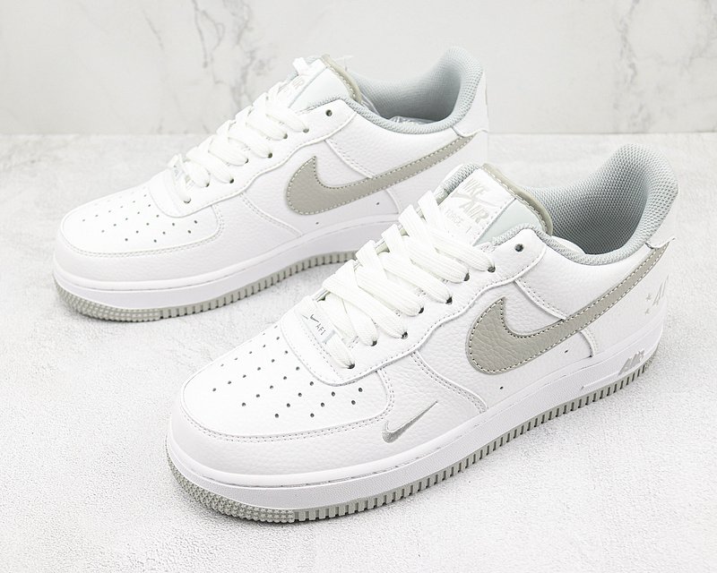Nike Air Force 1 Low "40th Anniversary/White/Stone Gray" фото № 5