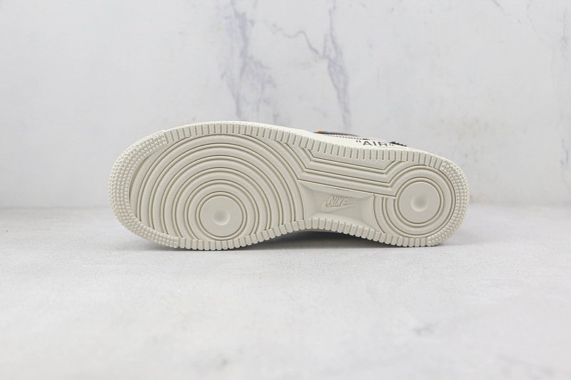 Louis Vuitton x Off-White x Nike Air Force 1 Low "Coffee" фото № 8