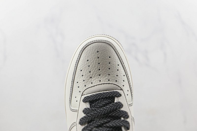 Undefeated x Nike Air Force 1 "Beige/Black 3M" фото № 4