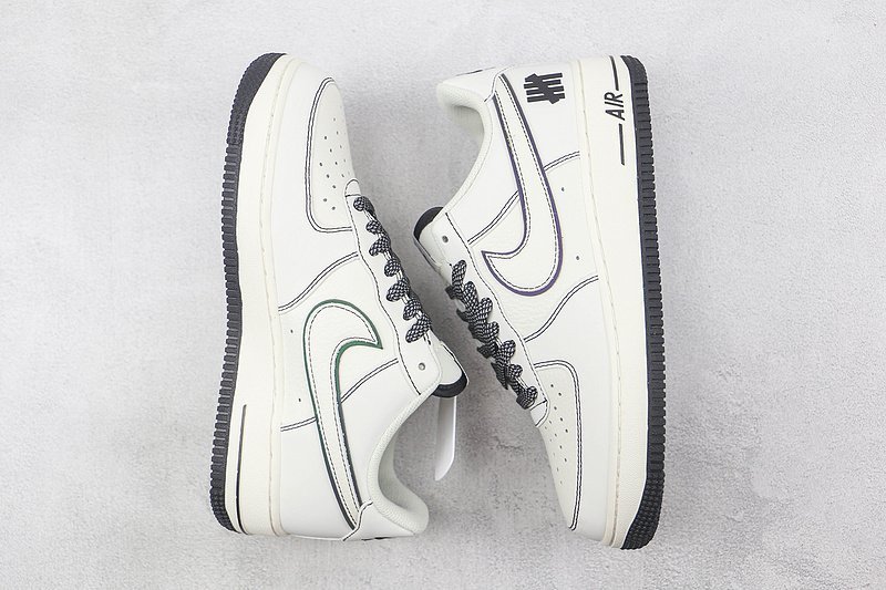 Undefeated x Nike Air Force 1 "Beige/Black 3M" фото № 7