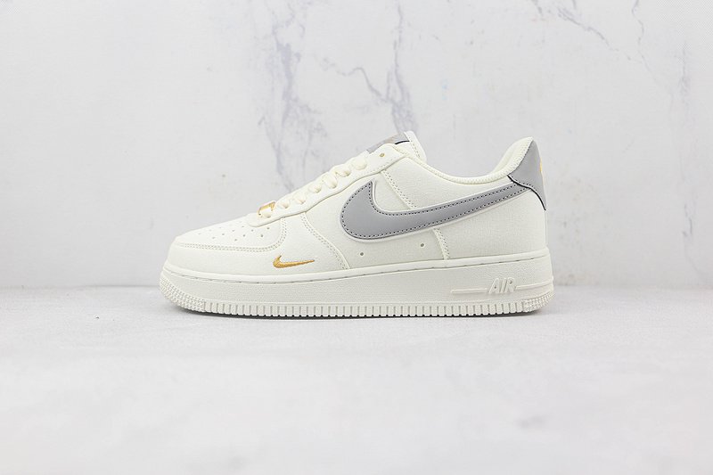 Nike Air Force 1 Low "White/Cadet Grey/Gold Mini-Swoosh" фото № 2