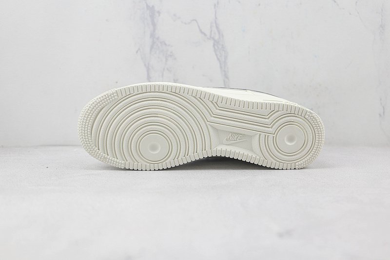 Nike Air Force 1 Low "White/Cadet Grey/Gold Mini-Swoosh" фото № 8