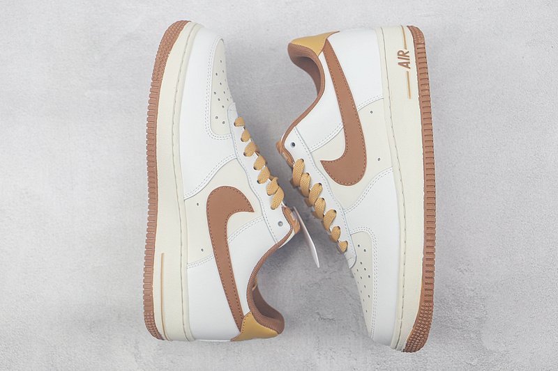 Nike Air Force 1 Low "White/Clay Brown" фото № 7