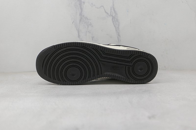 Nike Air Force 1 Low "Wood Grain Print" фото № 8