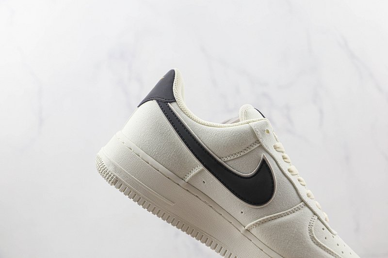 Nike Air Force 1 07 Low "Beige/Black/Gold" фото № 4