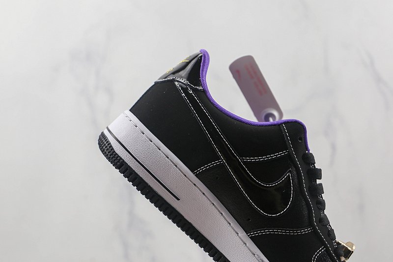 Nike Air Force 1 07 "World Champ" фото № 4