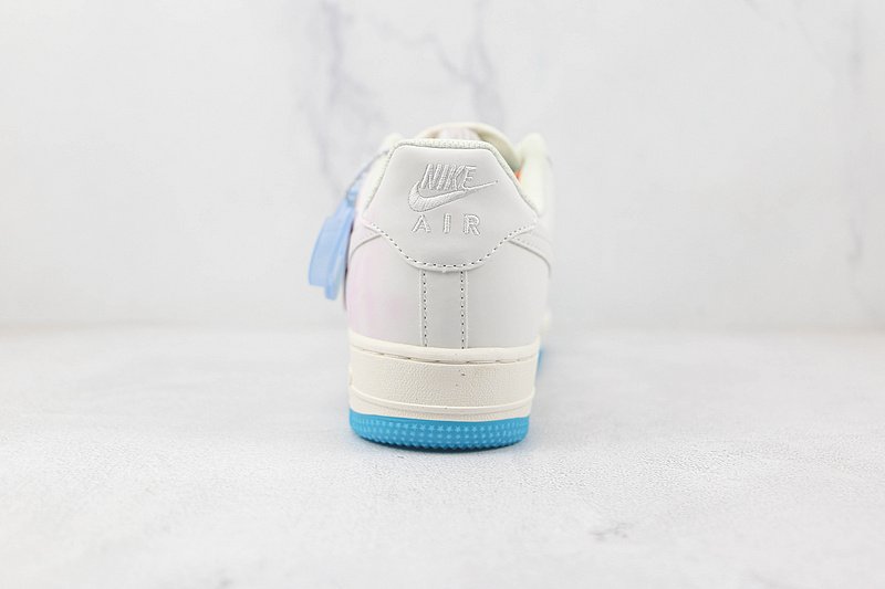 Nike Air Force 1 07 Low "Bubble Gum" фото № 9