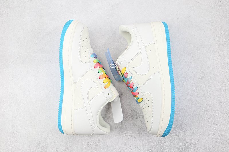 Nike Air Force 1 07 Low "Bubble Gum" фото № 6