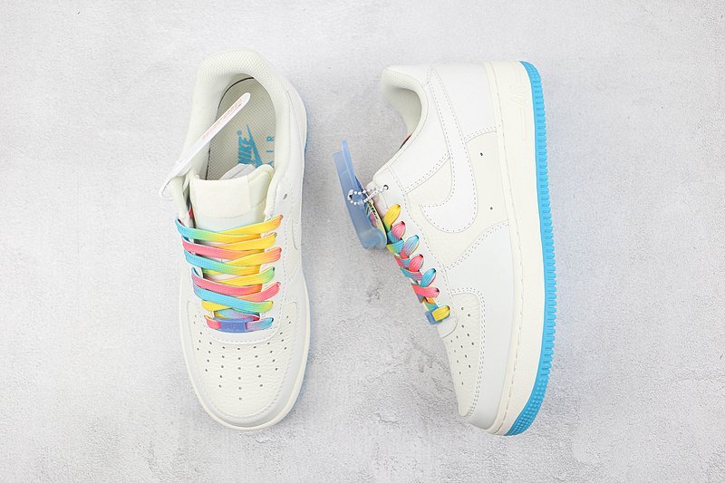 Nike Air Force 1 07 Low "Bubble Gum" фото № 7