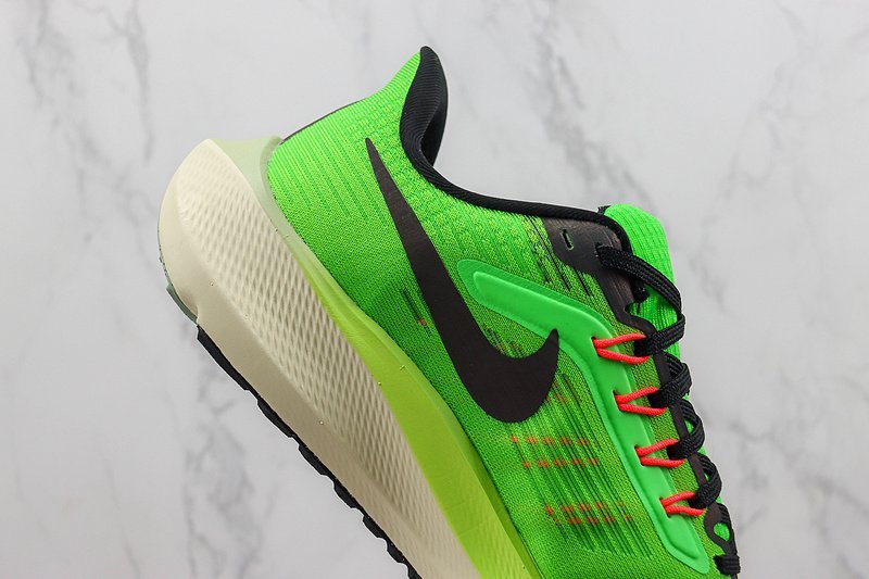 Nike Air Zoom Pegasus 39 "Strike Green/Black" фото № 3