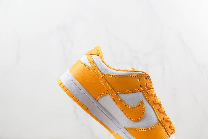 Nike SB Dunk Low "Peach Cream" фото № 4