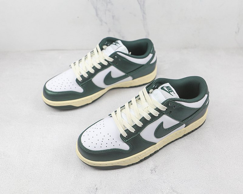 Nike Dunk Low "Vintage Green" фото № 5