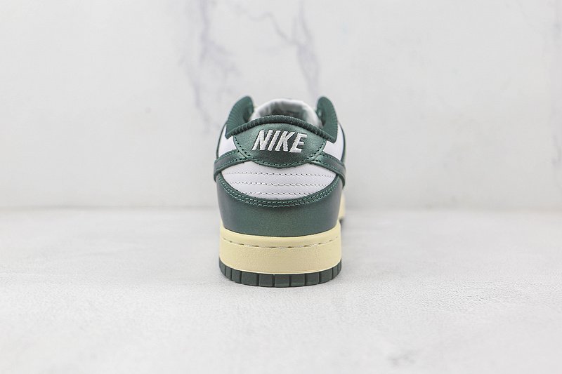 Nike Dunk Low "Vintage Green" фото № 8