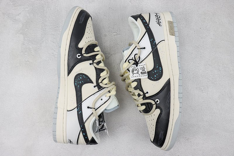 Nike SB Dunk Low "White/Cream/Black" фото № 6