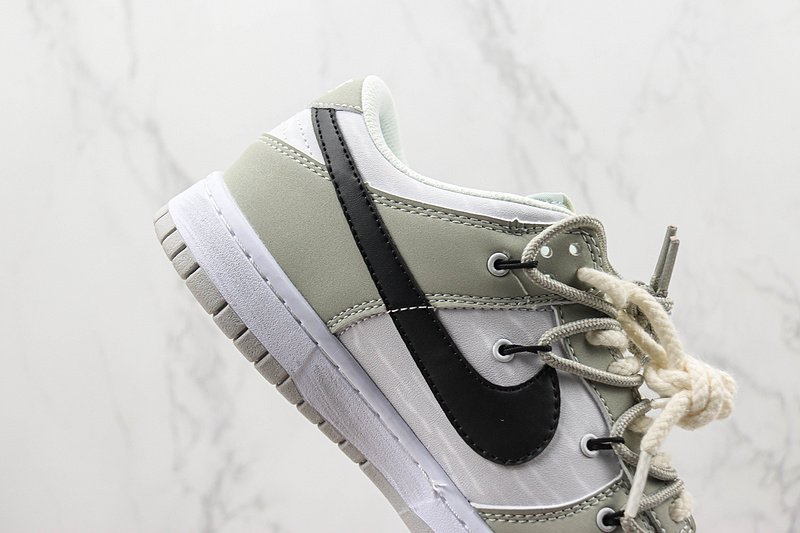 Nike Dunk Low "Green Bomb" фото № 4